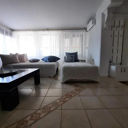 Casa Olena Holiday home *